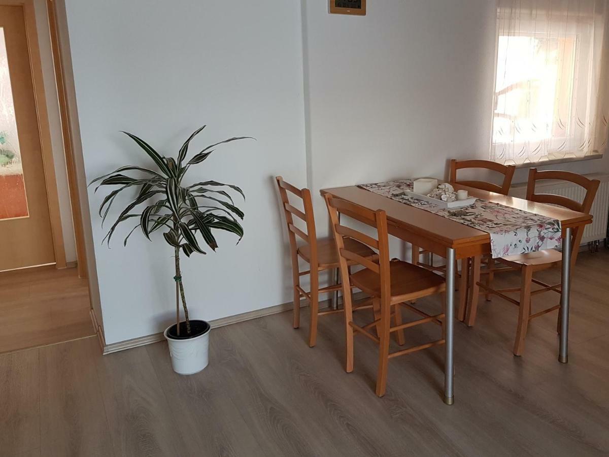 Ferienwohnung Hahn Neuzelle Esterno foto