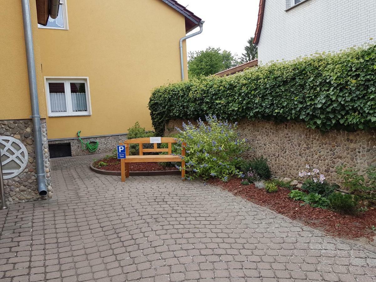 Ferienwohnung Hahn Neuzelle Esterno foto